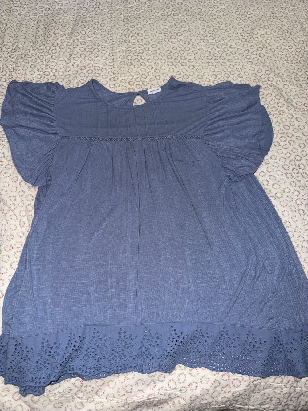 Thread & Clover Blue eyelet trim Blouse Ruffled Sleeves. Size 1X